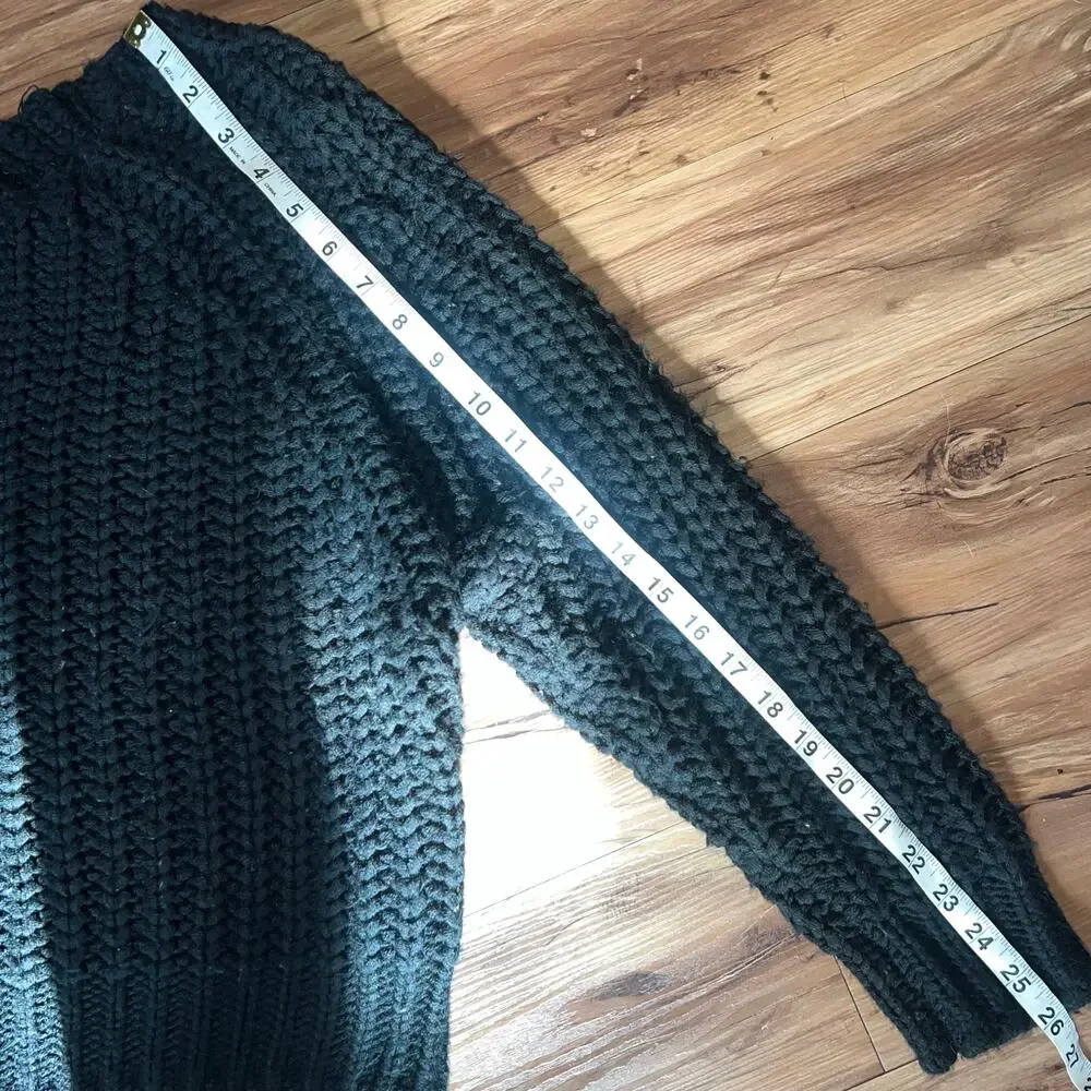 Kut from the Kloth Black Chunky Knit Sweater Cozy Textured Pullover Size Medium